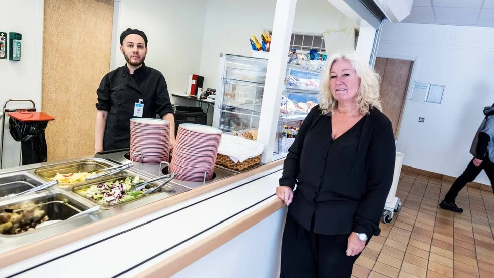 Sedan ett par veckor tillbaka finns återigen en restaurang i Kiruna sjukhus. Region Norrbotten har tagit över efter att Restaurang Fjällsidans ägare lagt ned verksamheten.