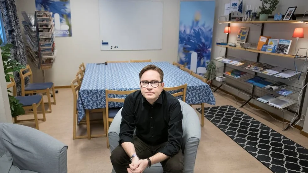 Dags att söka nytt jobb. Thomas Olofsson lämnar uppdraget som gruppledare för Liberalerna. Han får inte ihop ekonomin med de sänkta politikerarvoden som väntar för oppositionen i Luleå.