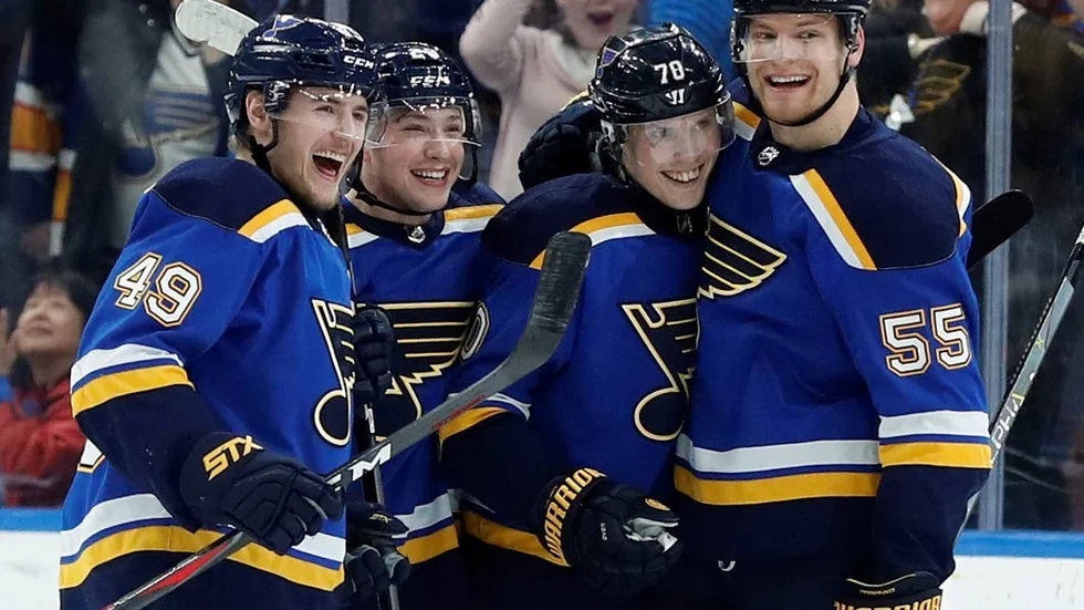 Oskar Sundqvist (70), förväntas bilda kedja med Ivan Barbashev (49), och Colton Parayko (55) mot Columbus Blue Jackets.