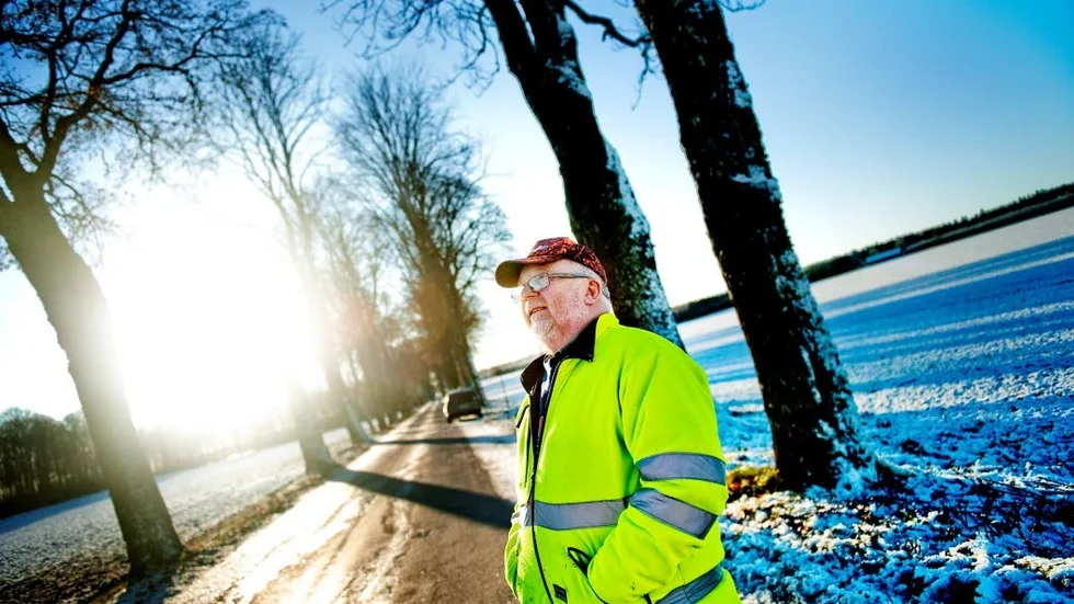 Per Mård, Björklinge, har sedan 1974 gjort eftersök när djur skadats vid en viltolycka.