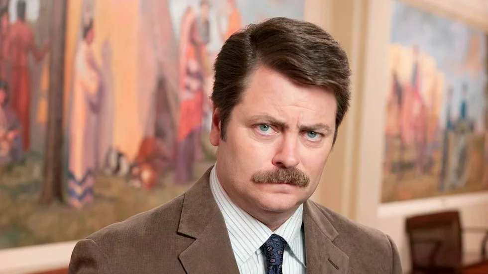 Prydligt. Nick Offerman, som spelar Ron Swanson, kan konsten att sköta en mustasch.