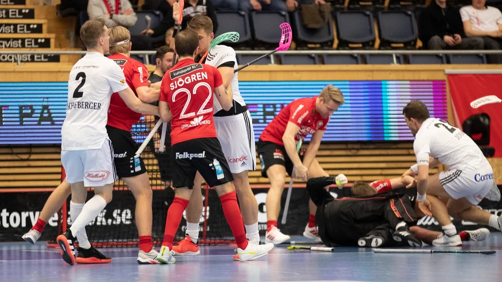 Heta känslor mellan Storvreta och Libk i den fjärde kvartsfinalen.