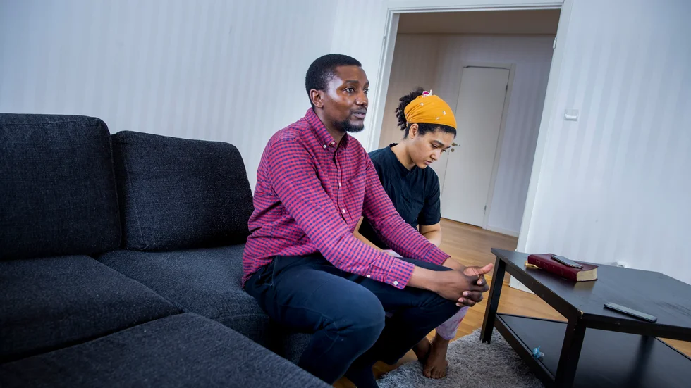 Amri Jean lever under ett ständigt hot om utvisning från Sverige, där han har försökt att bygga upp en ny tillvaro för sin familj. 