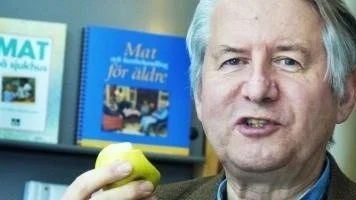 Åke Bruce, professor em i näringslära