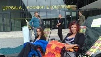 Gröna Studenter tältar för att uppmärksamma kommunpolitiker på bristen på studentbostäder i Uppsala.