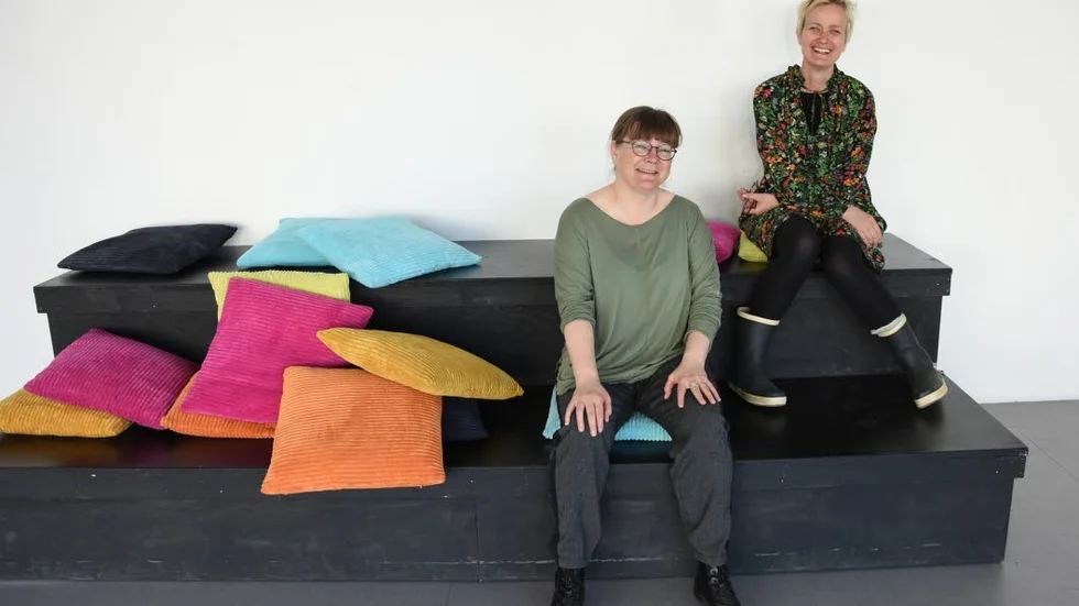 Therese Engström och Anja Örn har tagit initiativ till en samtalskväll  under rubriken #konstnärligfrihet –  Vi skapar vår agenda för framtiden fredag den 11 maj på Galleri Syster.
