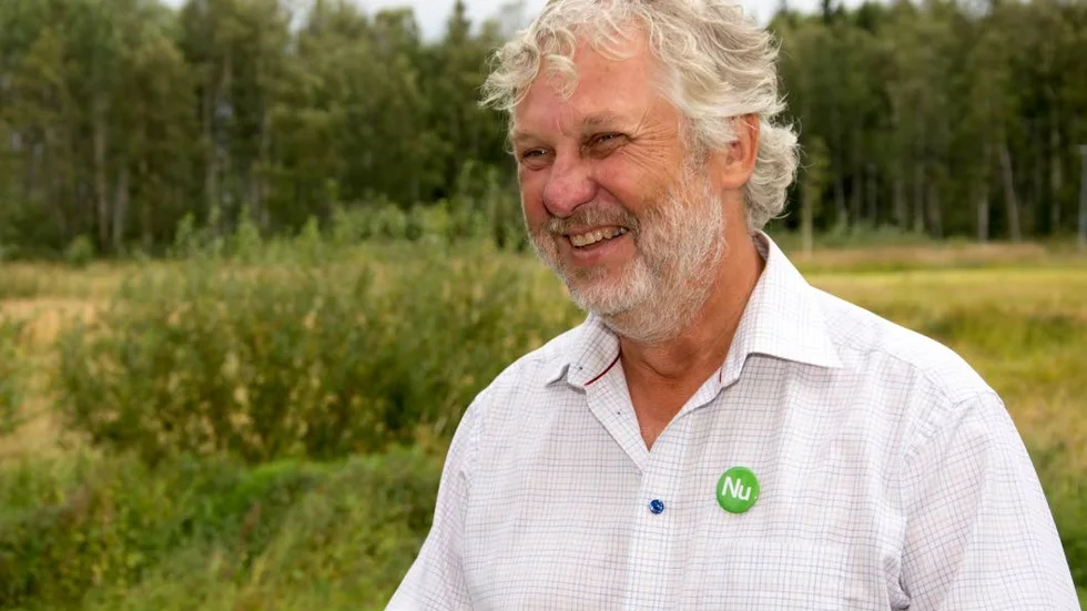 Peter Eriksson tror, och hoppas, att Norrbotniabanan kommer till Norrbotten. Det beror i stort på vilken regering som kommer att styra landet efter valet den nionde september.