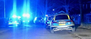 Stor insats i Lambohov – polisen fick begära förstärkning: "Aggressiv och hotfull stämning"