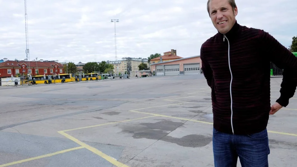 Erik Pelling säger att busstomten är sista chansen att få in både skola, parker och butikslokaler i det framväxande Industristaden.