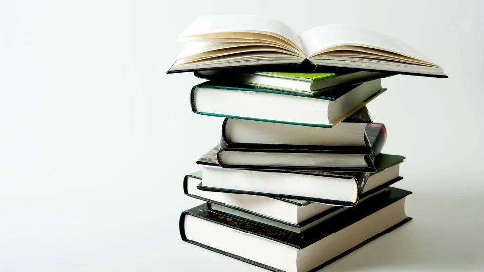 Fältstudie. ”Bokbärare” är en fältstudie där forskarna gett sig ut i landet och pratat med bibliotekarier, bokhandlare och antikvarier.