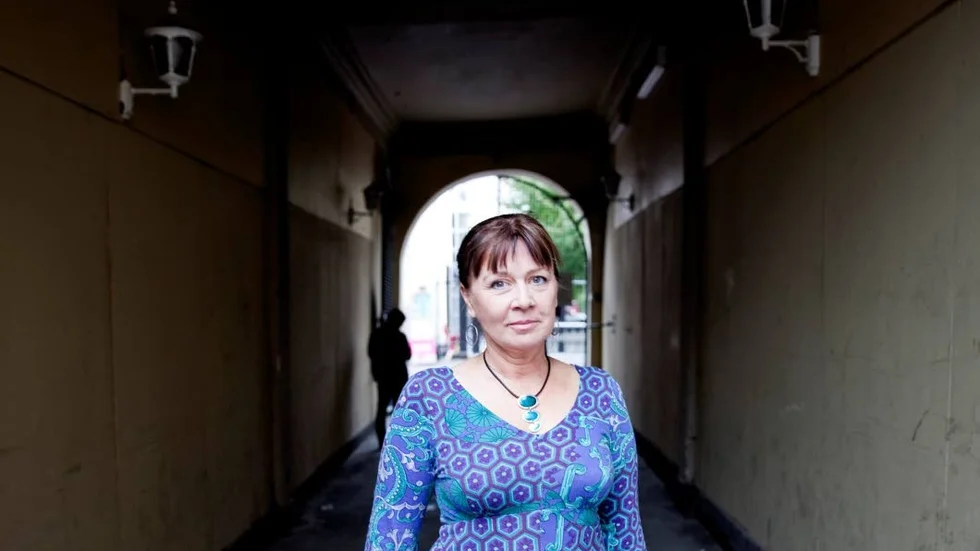 Emma Tranströmer har levt med nedsatt sköldkörtelfunktion i 25 år. Hennes liv har i perioder varit en dimma av trötthet. Nu har hon äntligen fått en medicin som fungerar.