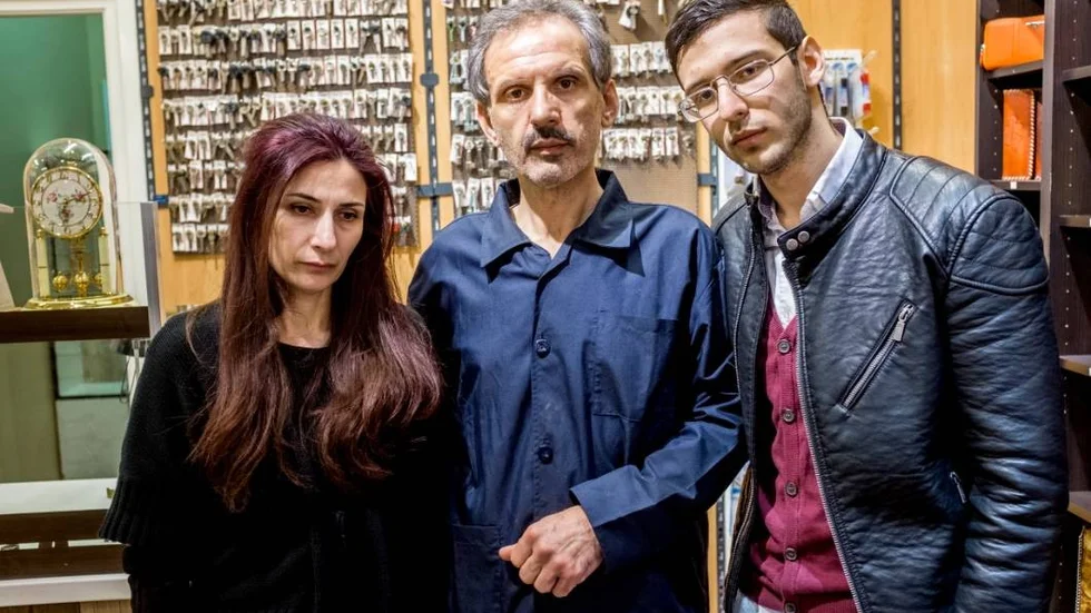 familj utvisas till Iran,