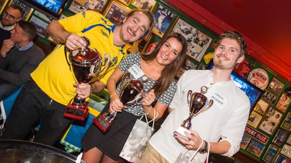 Vinnaren Mathias Svärd, silvermedaljören Nicole Högberg och Joakim Hallander som vann brons.