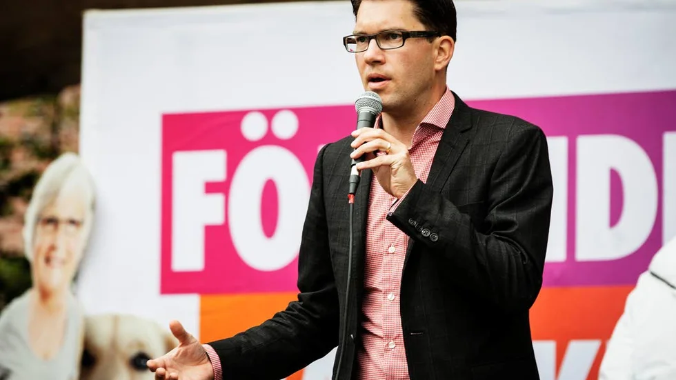 VALTURNÉ. Sverigedemokraternas partiledare Jimmie Åkesson kom till Norrbotten på onsdagen. Vid lunchtid talade han i Luleå.