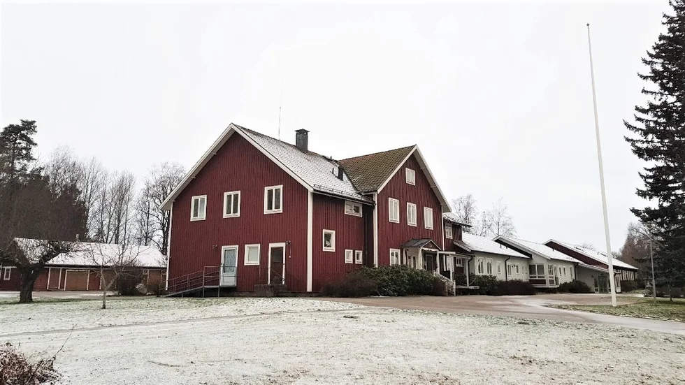 Det före detta äldreboendet Granliden i Tjällmo ligger ute till försäljning. 
