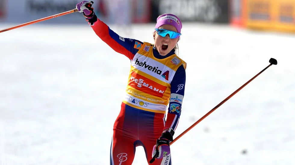 Therese Johaug dominerar.