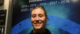 Hon har landat i Luleå för att vinna guld med kompisen: ”När vi spelade i Spanien brukade vi se på matcherna i Sverige”