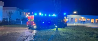 Brand bröt ut i ugn i köket   