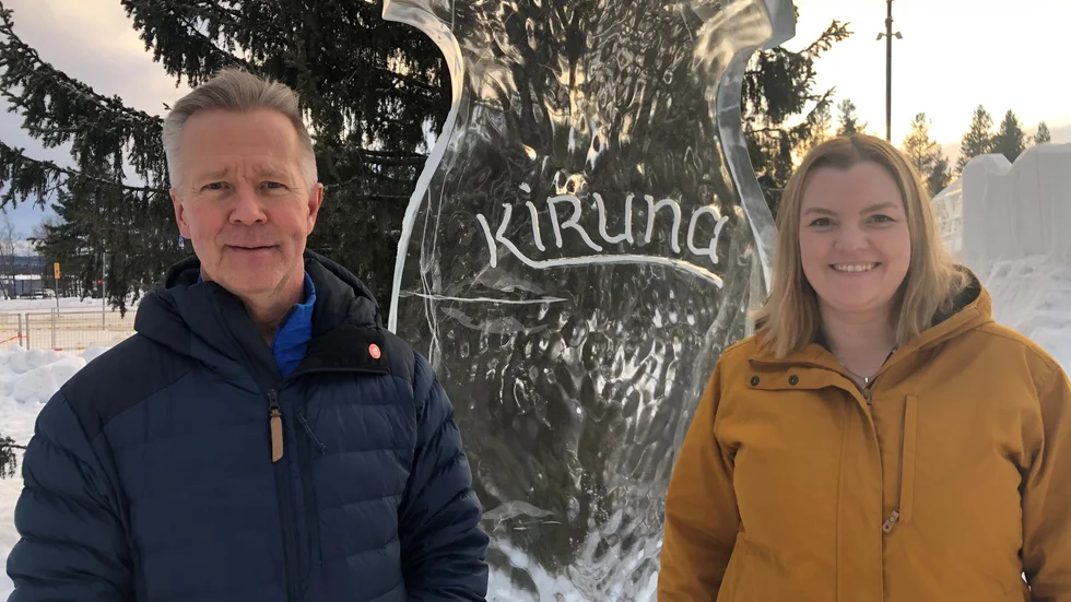 Mats Taaveniku (S) och Emilia Töyrä (S) är ny ordförande respektive vice ordförande i kommunstyrelsen i Kiruna. Socialdemokraterna leder kommunen i samarbete med Vänsterpartiet, Samelistan och Feministiskt Initiativ.