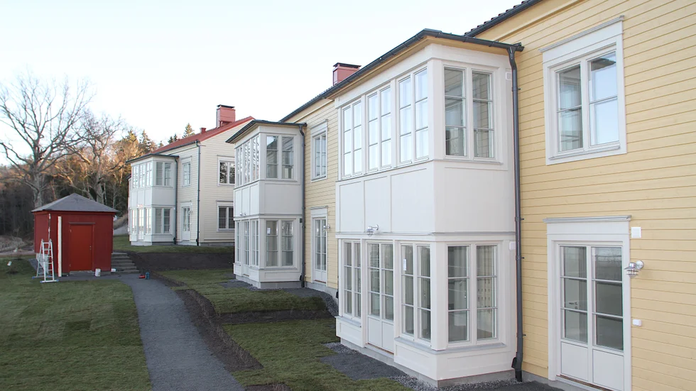 Nybyggda hus och nyligen ditlagda gräsmattor. Så ser det ut i Mariefreds strand i dag.