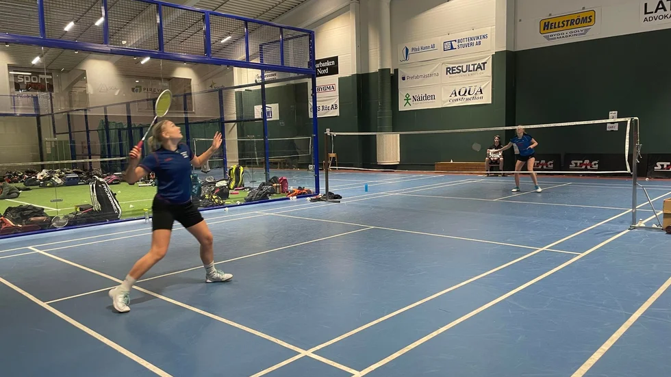 Match mellan hemmahoppet Saga Enqvist och Emma Strand från Luleå.