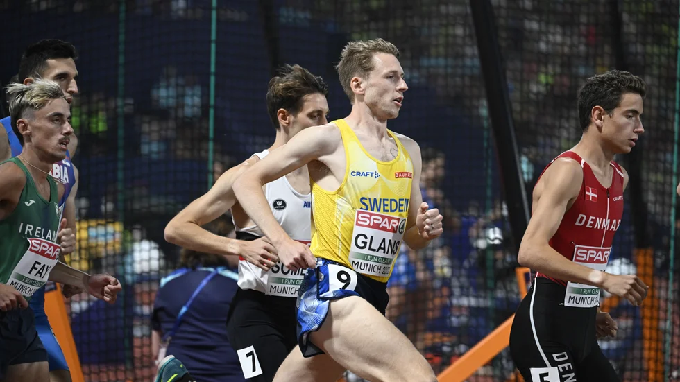 Jonas Glans, här under friidrotts-EM i München tidigare i år, förbättrade på söndagen sitt svenska rekord på 10 kilometer landsväg när han blev förste svensk att springa under 28 minuter. Arkivbild.