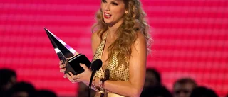 Taylor Swift gör långfilm efter eget manus