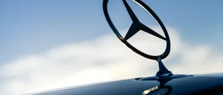 Mercedes återkallar hundratusentals bilar