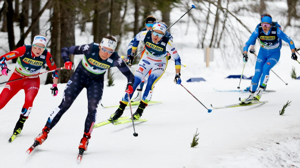 Sveriges Linn Svahn under kvartsfinalen i sprint i skid-VM.