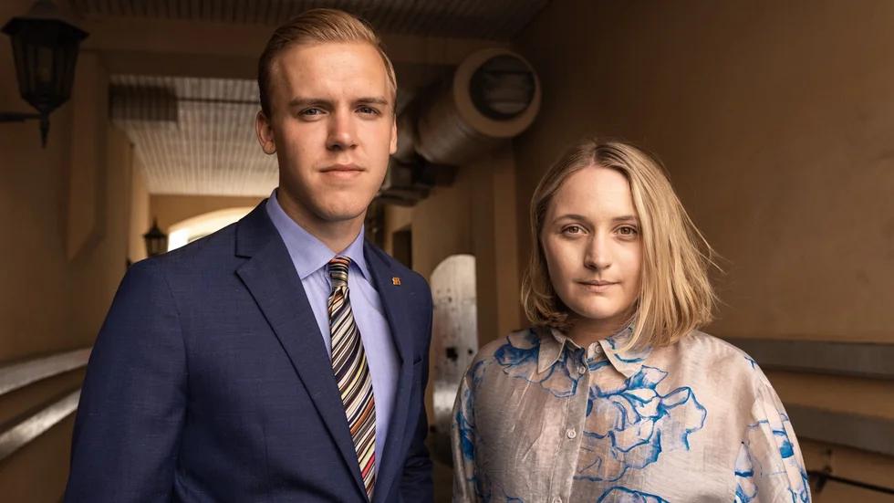 Jacob Färnert och Linn Svärd från Sveriges förenade studentkårer oroas av urholkade anslag till högre utbildning.
