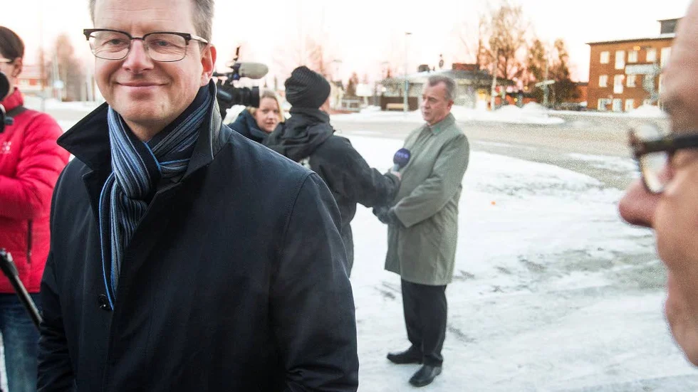 Avvaktar utvecklingen. Näringsminister Mikael Damberg besökte Pajala i november. ”Staten kommer att göra insatser för att hjälpa människorna som drabbas av konkursen”, säger han.