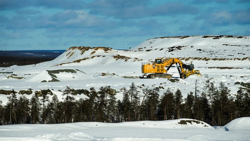 I Kaunisvaara. Oavsett om Northland gjort något straffbart eller ej kan åklagaren inte åtala för miljöbrott om länsstyrelsen låtit verksamheten pågå utan att anmäla brottsmisstanke.
