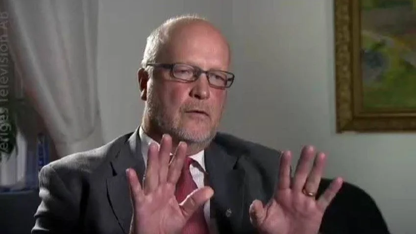 Hövding. Sven-Erik Österberg pressades om Northland.