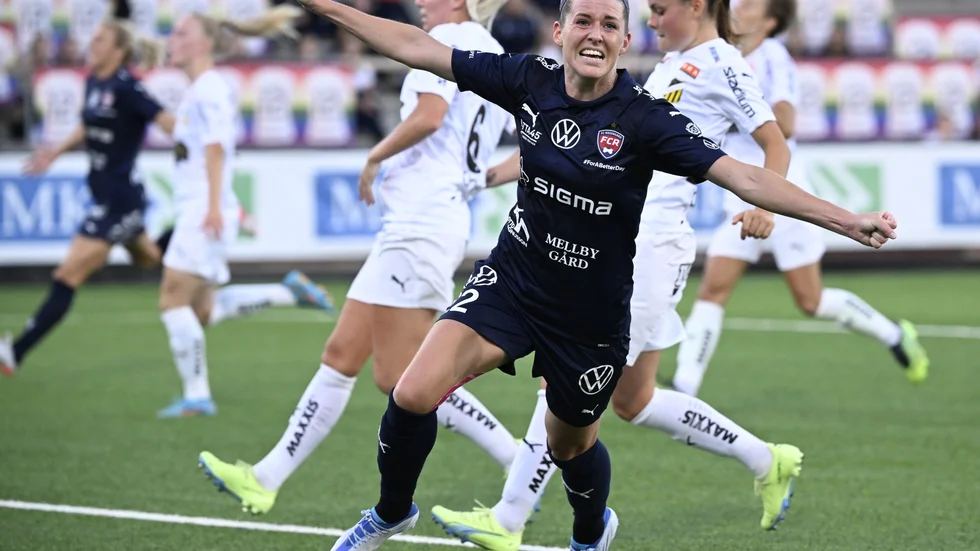 Olivia Schough har med sina tolv mål varit en av Rosengårds viktigaste spelare på vägen mot SM-guldet. Arkivbild.