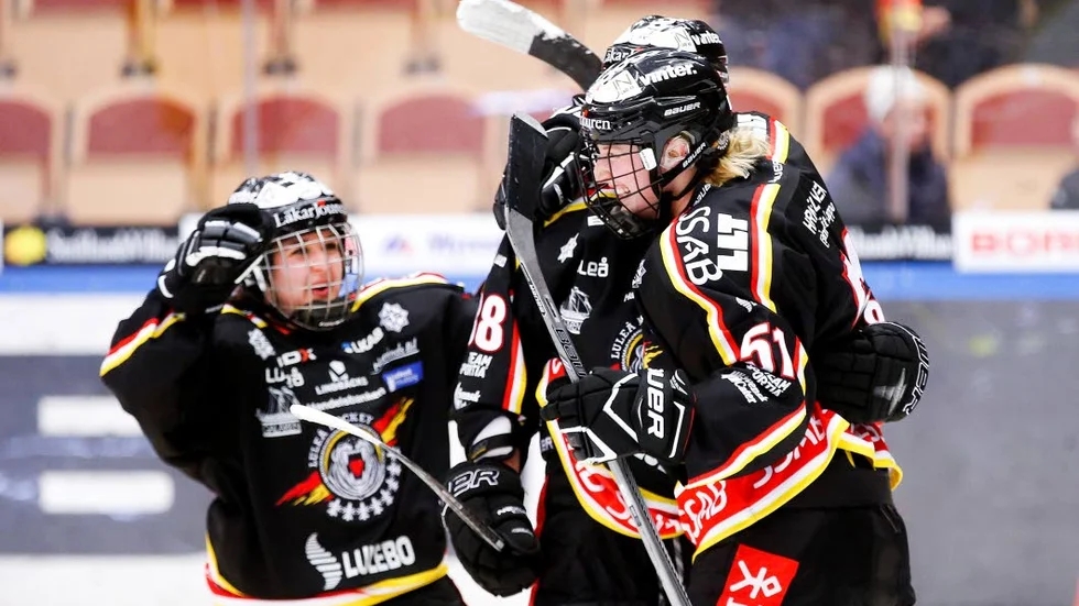 Jublet. Luleå Hockey/Mssk ångar på i SDHL. Med 69 poäng på 26 matcher är laget på väg mot en utklassningsseger av serien.
