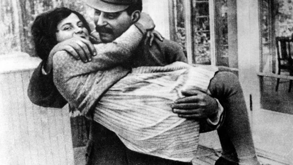 barndom. Året är 1940, Josef Stalin med dottern Svetlana.