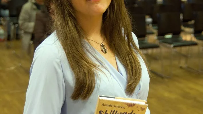 författaren. Annah Ovesson.