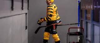 Lindholm efter matchstraffet: ”Tråkigt att bli utkastad från matchen”