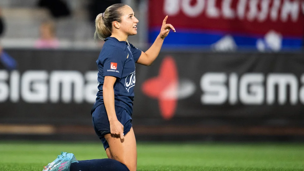 Felicia Saving byter Eskilstuna mot Linköping i allsvenskan. LFC:s första nytillskott inför 2023.