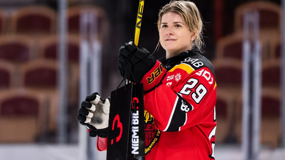"Det är såklart väldigt ärofyllt, det känns bra att få det förtroendet", säger Emma Nordin om att få förtroendet som ny assisterande lagkapten för Luleå Hockey/MSSK.