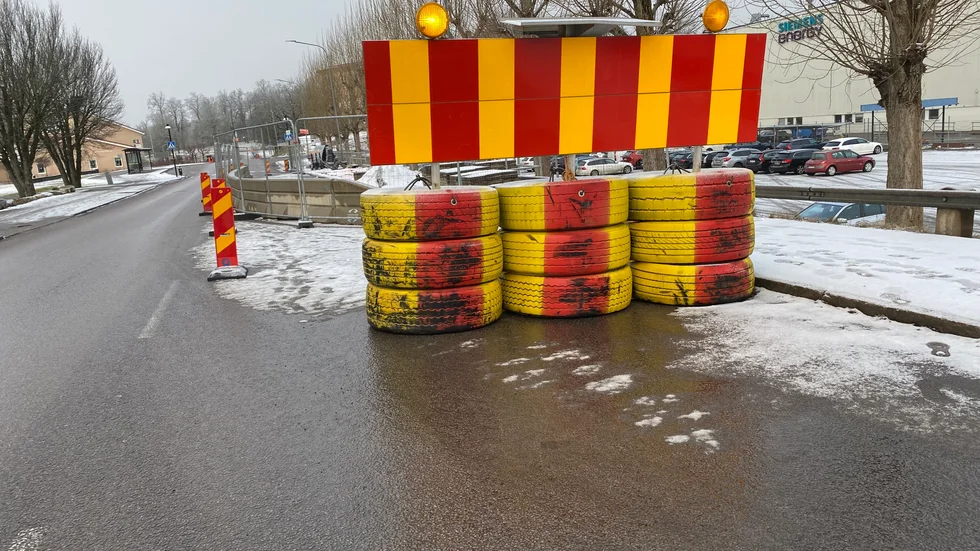 Arbetet med att tillgänglighetsanpassa hållplatsen på Östermalmsvägen kommer pågå under några veckor.