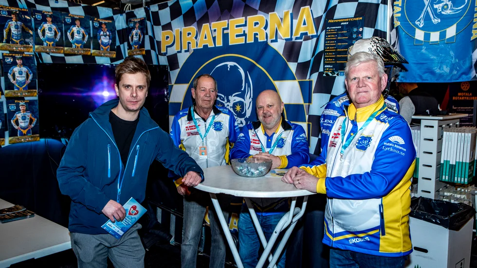 Piraternas laguppställning på Motala expo var här Daniel Davidsson, Ulf Gunnarsson, Conny Svärdvall och Thomas Wahlström. Svärdvall valdes på måndagen till ny ordförande i föreningen efter Thomas Wahlström.