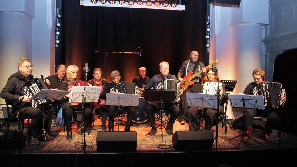 Luleå Accordion Club har hållit årsmöte.