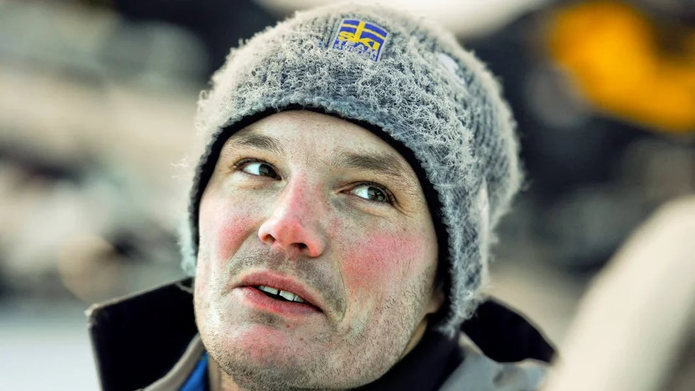 Förbundskaptenen i skicross Tommy Eliasson från Boden ställer sig tveksam till Rysslands telefon- och dataövervakning under OS i Sotji.