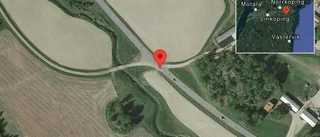 En personbil i trafikolycka