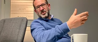 Stefan Uddström om det brutala bankrånet: "Rånarna var beväpnade, otroligt aggressiva och satte en pistol mot min nacke" 