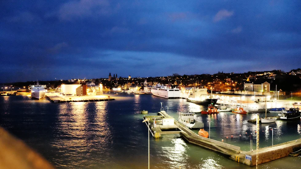 Händelsen inträffade på ett hotell i närheten av Visby hamn.