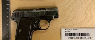 Vapenfynd ger Västerviksbo nytt fängelsestraff • Hittades i samband med dramatiskt rån