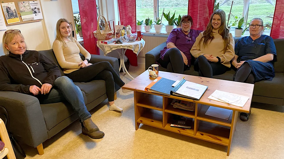 Agneta Idevall, Marika Hammarberg, Petra Nilsson, Felicia Andersson och Lotta Idevall, Loftahammar hemtjänst.