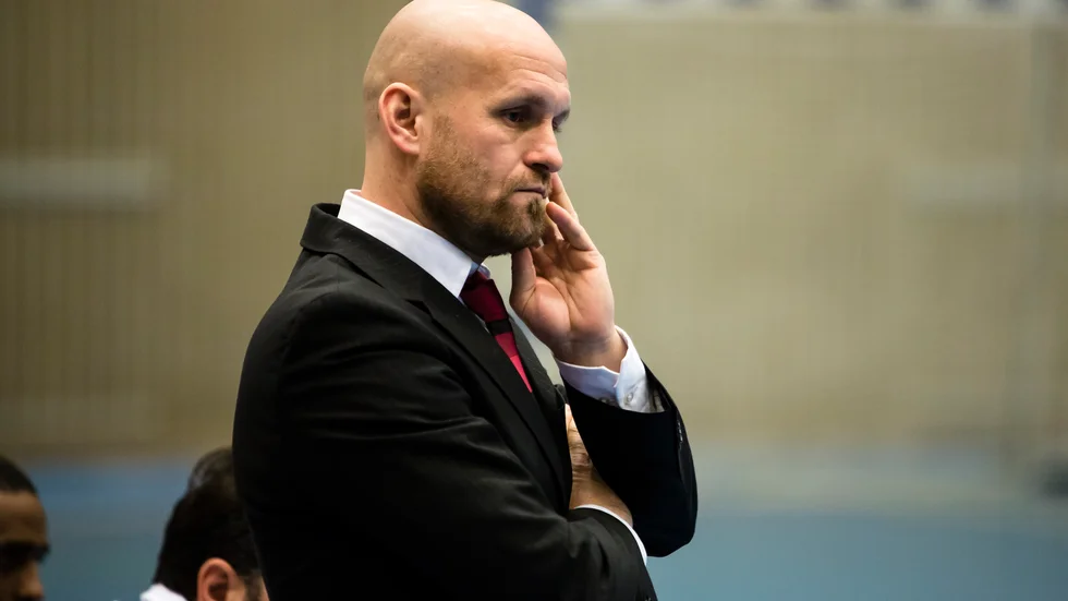 Albert Krasniqi var en gång vass anfallare i Bissarna. Nu blir han tränare i en av Nyköpingsklubbens seriemotståndare.